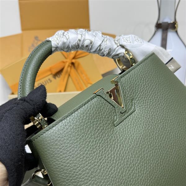 2026120164252265 250